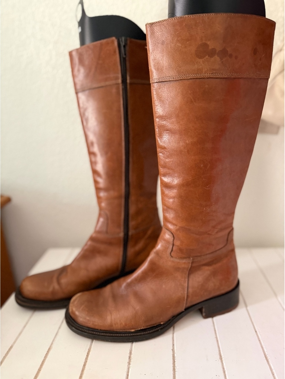 Vero Cuoio Tan leather knee-high boots